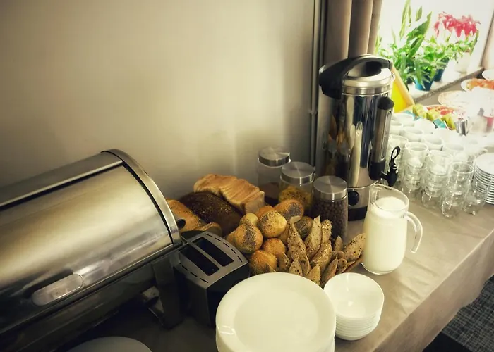 Osrodek Szkoleniowo Wypoczynkowy Gopr Affittacamere 3*